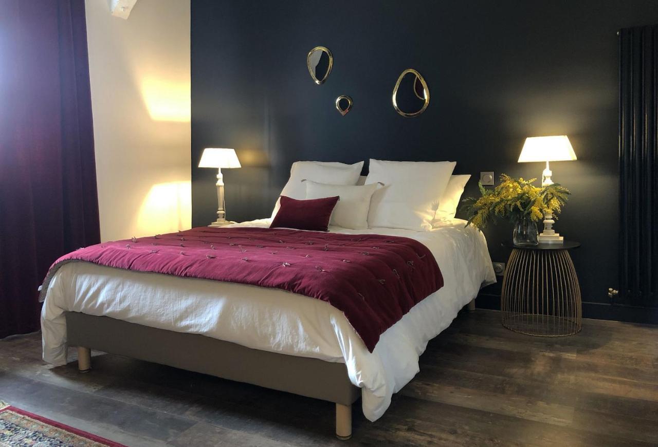 วีลา น็องเตย Bed & Breakfast มองตริชาด์ ภายนอก รูปภาพ